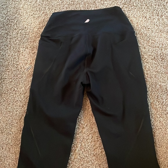 Cadi. Side pocket leggings - Picture 2 of 3